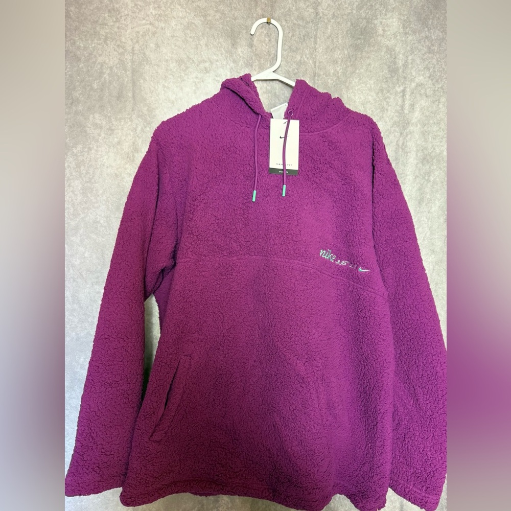 Nike Therma-Fit Magenta Fleece Hoodie